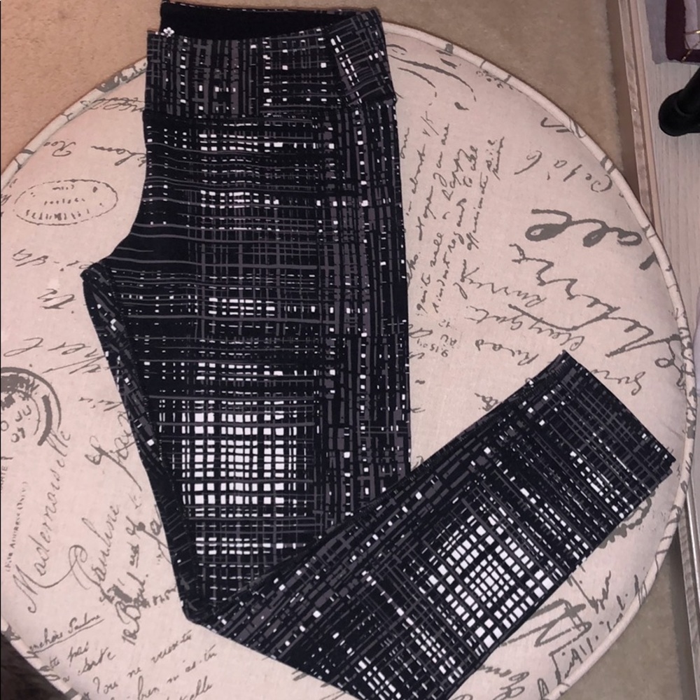 Graphic Leggings
